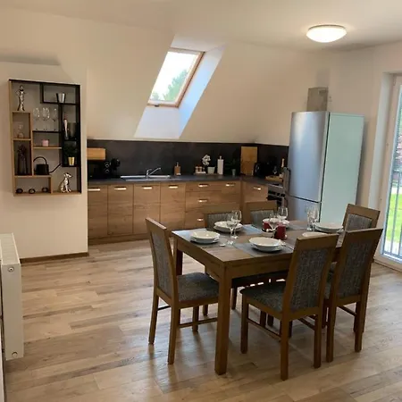 דירה Cozy 2-bedroom Vacation With Entire Floor